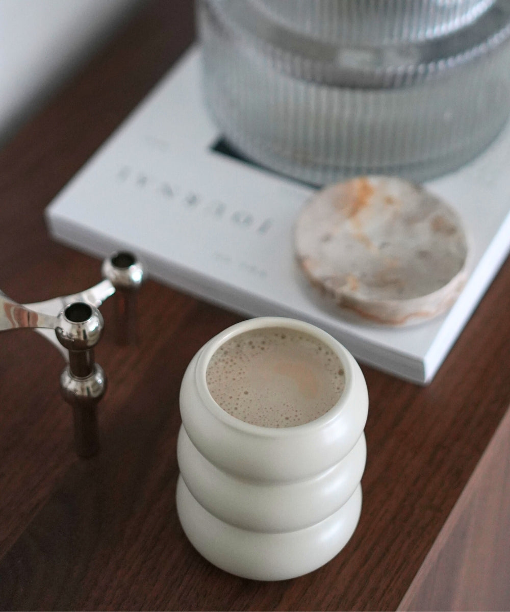 Wave Keramik Becher Beige